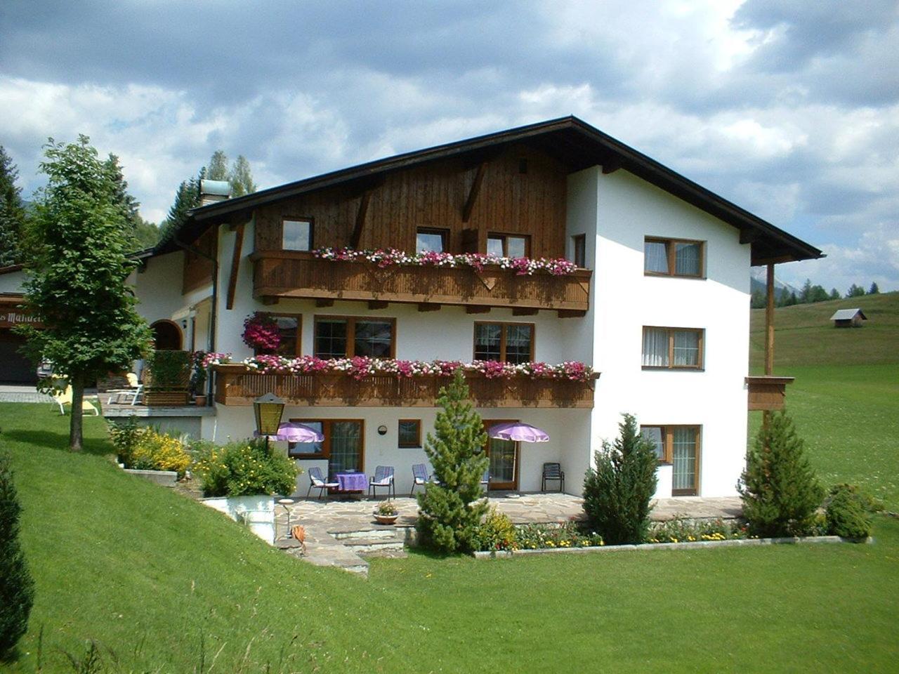 Gaestehaus Manuela - Familie Rantner Seefeld in Tirol Exterior foto